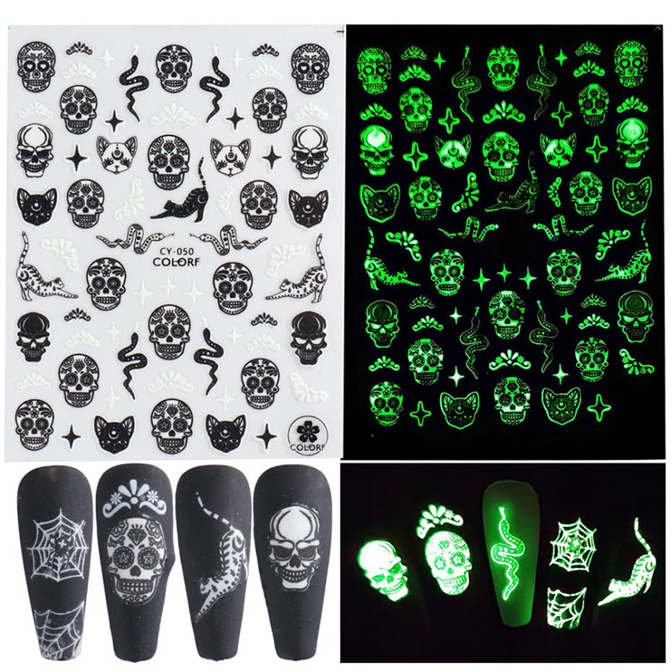 Halloween lysande nagelklistermärken